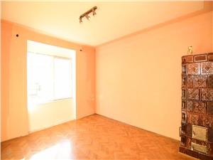 Apartament 3 camere de vanzare in centru istoric Sibiu