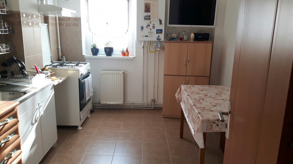 Apartament cu 3 camere de vanzare in Vasile Aaron   Sibiu