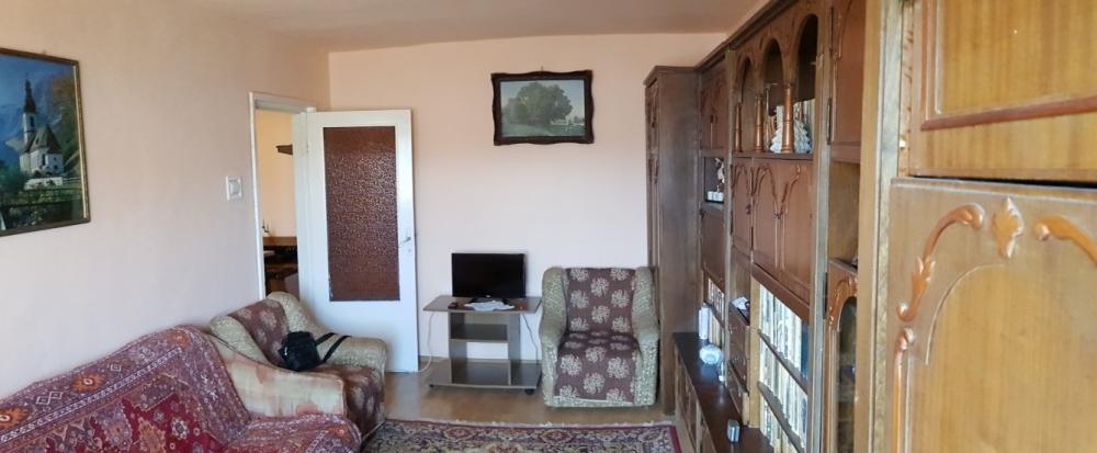 Apartament 3 camere de vanzare in Vasile Aaron, zona piata   sibiu