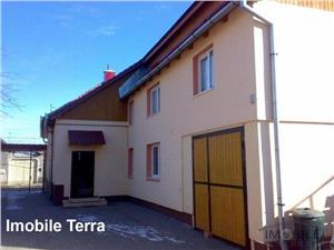 Casa cu 6 camere si 600 mp teren de vanzare in Selimbar   Sibiu