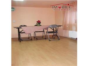 Casa de vanzare in Slimnic cu 5 camere