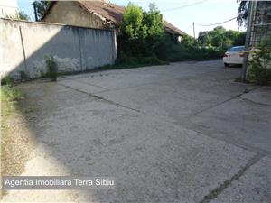 Hala depozitare cu acces TIR 200 mp de inchiriat in Sibiu