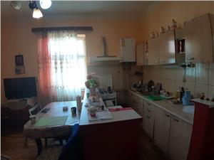 Apartament spatios de vanzare, zona Transilvaniei   Sibiu Sibiu