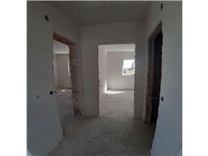Apartament 3 camere cu gradina de vanzare in Selimbar   Sibiu