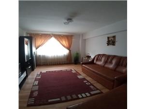 Apartament cu 3 camere de inchiriat in Hip. Sibiu