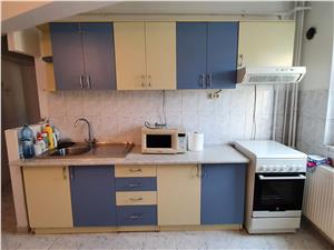 Apartament de inchiriat pe Mihai Viteazu