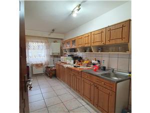 Apartament cu 3 camere de vanzare in Vasile Aaron Sibiu