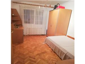 Apartament 4 camere decomandate in Vasile Aaron