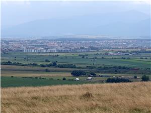 Teren 7000 mp la Drotleff cu panorama orasului Sibiu