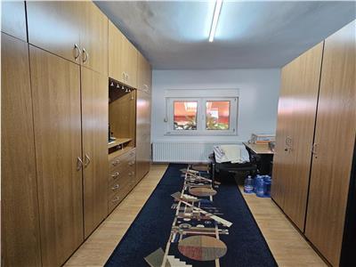 Casa de inchiriat zona Trei Stejari