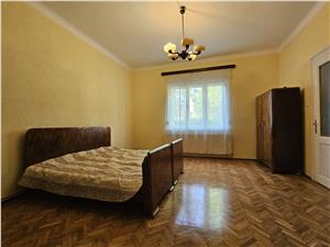 Casa cu gradina si garaj de inchiriat in zona Trei Stejari