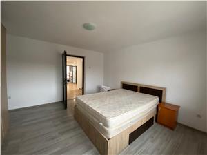 Apartament la casa de inchiriat la Sura Mare