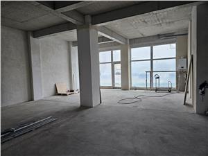 Spatiu comercial pe bulevardul Mihai Viteazu de vanzare in Selimbar