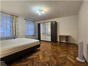 Apartament mobilat la etajul 1 in orasul de jos strada 9 Mai Sibiu