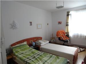 Apartament 2 camere de vanzare in Valea Aurie