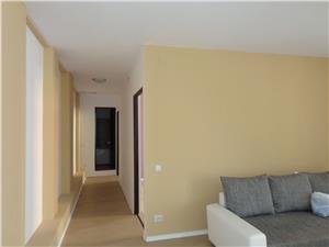 Apartament 3 camere de vanzare la casa in zona centrala Sibiu