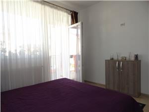 Apartament 3 camere la vila de vanzare in Selimbar