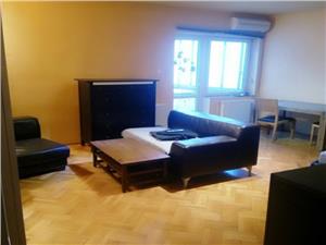 Apartament  3 camere si curte de inchiriat in zona centrala   Sibiu