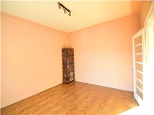 Apartament 3 camere de vanzare in centru istoric Sibiu