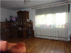 Apartament 2 camere decomadat de vanzare in Sibiu