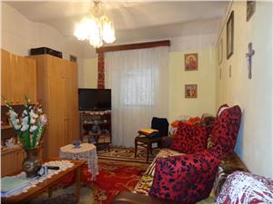 Apartament la casa cu intrare separata de vanzare in Strand  Sibiu