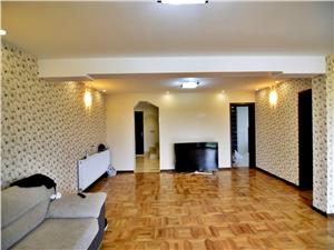 Penthouse cu 4 camere in Selimbar