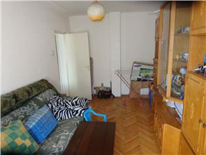 Apartament 3 camere de vanzare in Turnisor    Sibiu