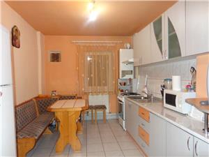 Apartament 3 camere decomandate de vanzare zona Dumbravii  Sibiu