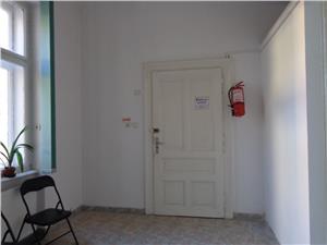 Apartament pretabil birou notarial la casa, zona Victoriei  Sibiu